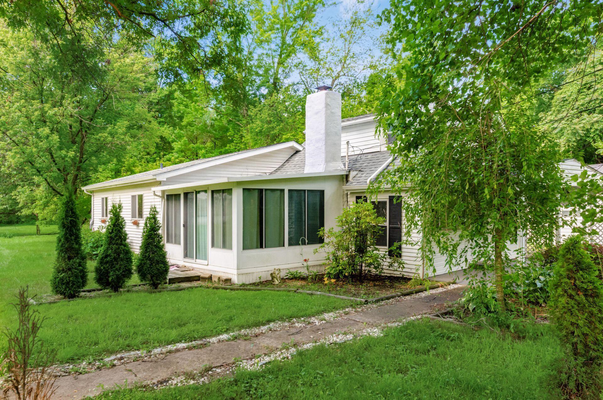 001_Rd Blacklick OH 43004 USA