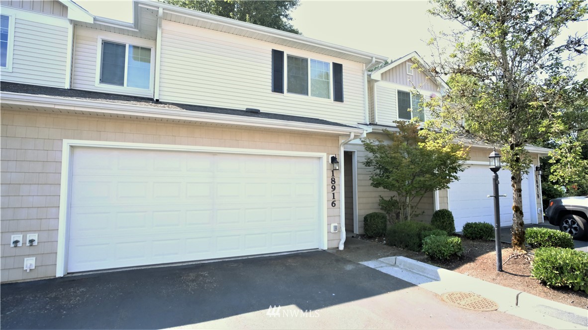 18916 108th Lane Southeast Renton, WA 98055 - Photo 2 of 39