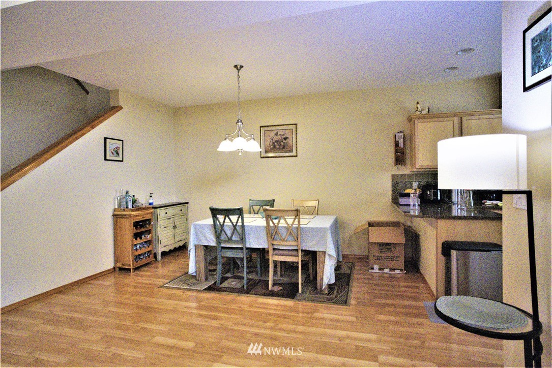 18916 108th Lane Southeast Renton, WA 98055 - Photo 11 of 39