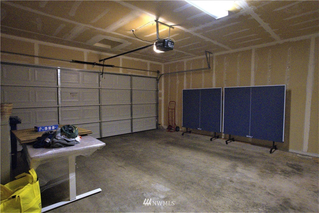 18916 108th Lane Southeast Renton, WA 98055 - Photo 19 of 39