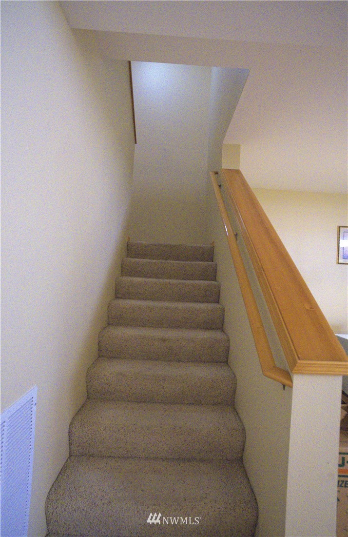 18916 108th Lane Southeast Renton, WA 98055 - Photo 22 of 39