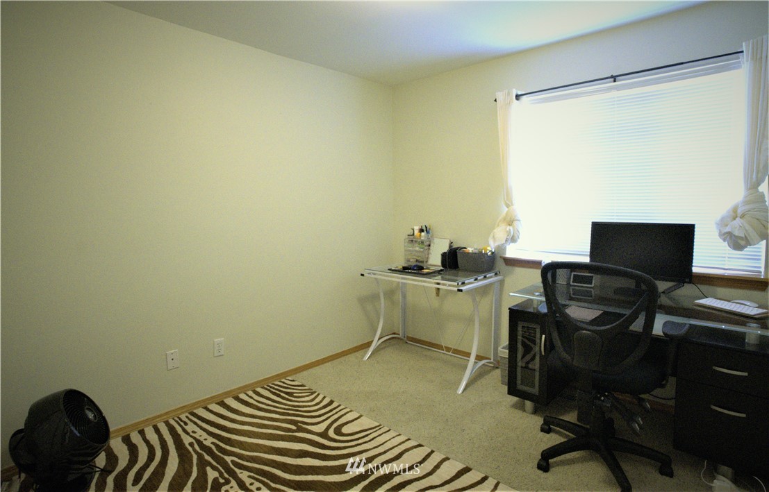 18916 108th Lane Southeast Renton, WA 98055 - Photo 31 of 39