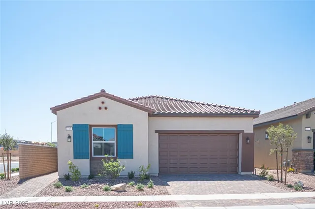 $2,500 | 117 Royal Cascade Avenue, Henderson, NV 89011