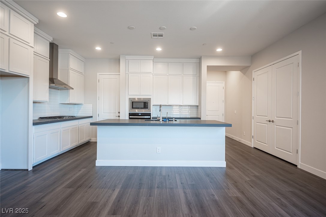 117 Royal Cascade Avenue Henderson, NV 89011 - Photo 14 of 39