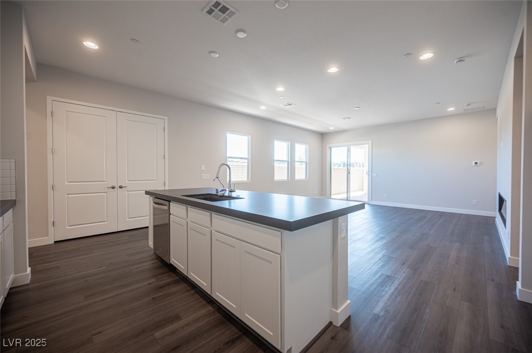 117 Royal Cascade Avenue Henderson, NV 89011 - Photo 21 of 39