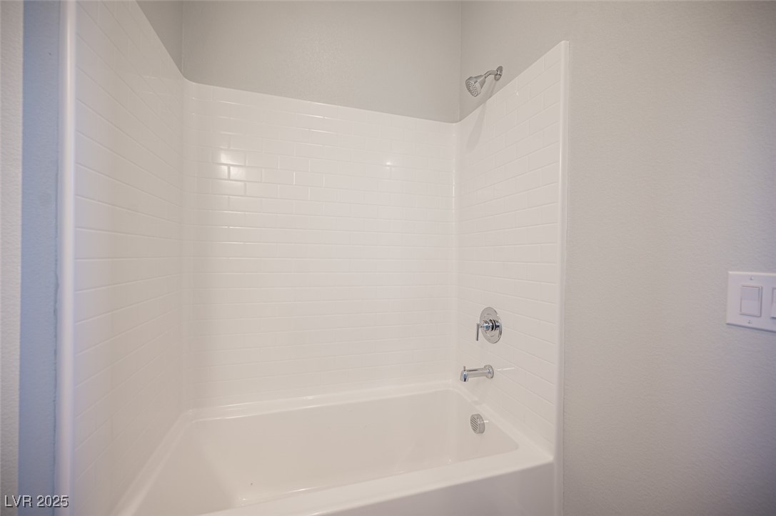 117 Royal Cascade Avenue Henderson, NV 89011 - Photo 27 of 39