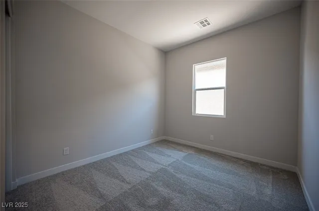 $2,500 | 117 Royal Cascade Avenue, Henderson, NV 89011