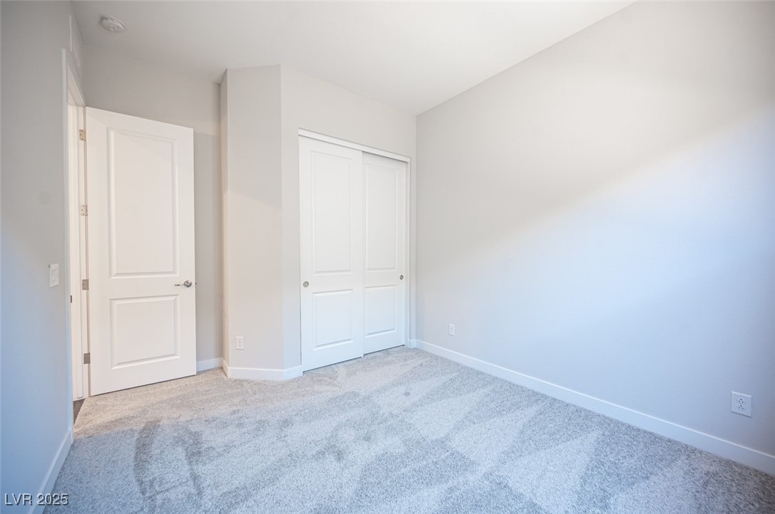 117 Royal Cascade Avenue Henderson, NV 89011 - Photo 29 of 39