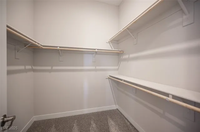 $2,500 | 117 Royal Cascade Avenue, Henderson, NV 89011