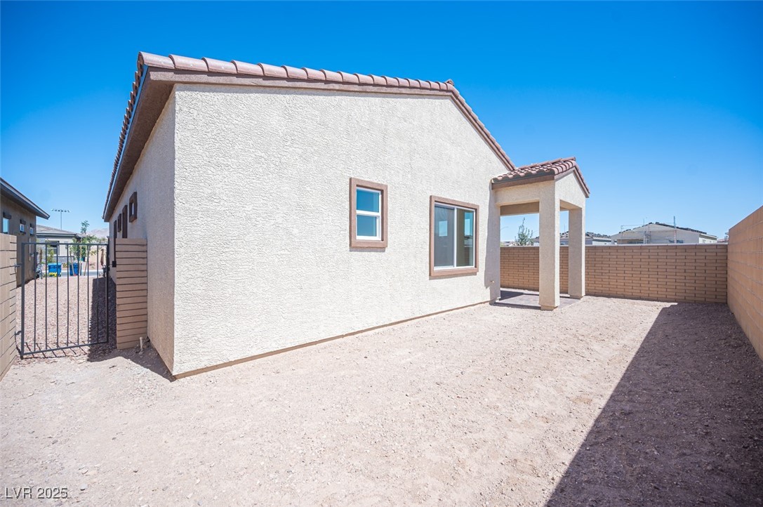 117 Royal Cascade Avenue Henderson, NV 89011 - Photo 4 of 39