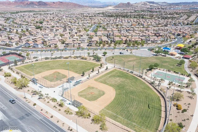 $2,500 | 117 Royal Cascade Avenue, Henderson, NV 89011