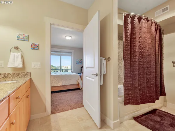 $519,900 | 1000 North Holladay Drive, Unit 304, Seaside, OR 97138