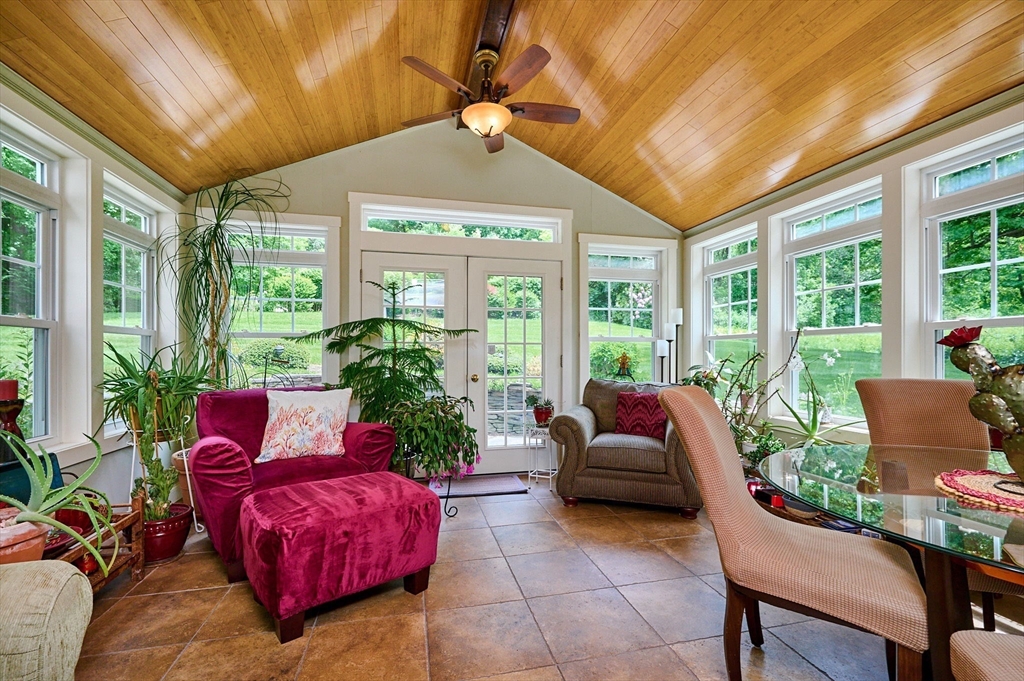 120 Hockanum Road Hadley, MA 01035 - Photo 7 of 40