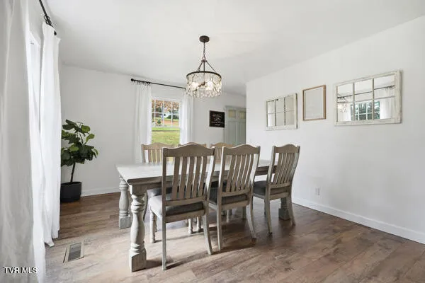 $379,900 | 189 Ridgefield Road Southwest, Wise, VA 24293