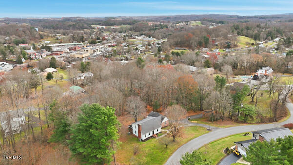 189 Ridgefield Road Southwest Wise, VA 24293 - Photo 9 of 60 IMG_1749
