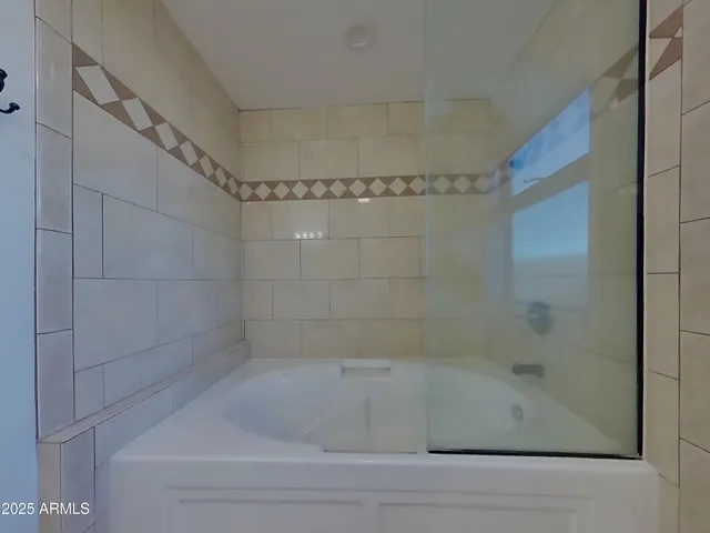 $2,329 | 2108 West Hermosa Drive, Tempe, AZ 85282