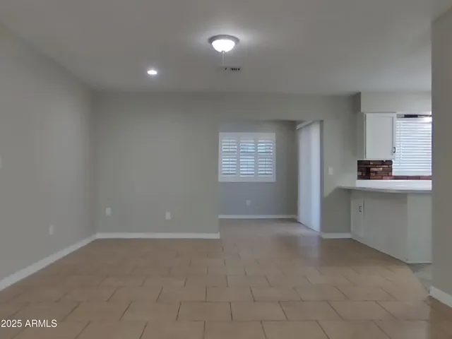 $2,329 | 2108 West Hermosa Drive, Tempe, AZ 85282