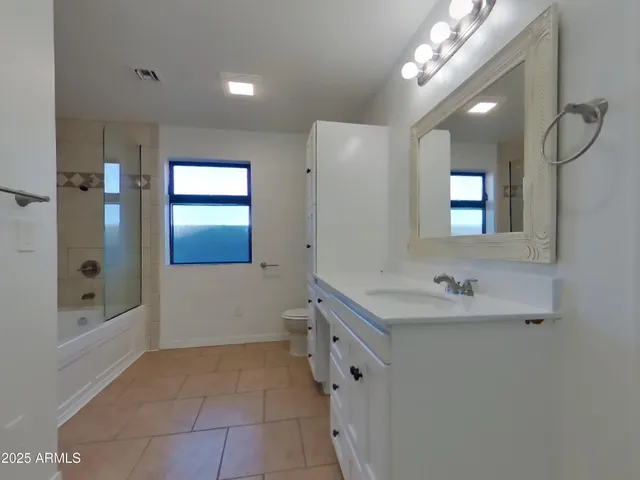 $2,329 | 2108 West Hermosa Drive, Tempe, AZ 85282