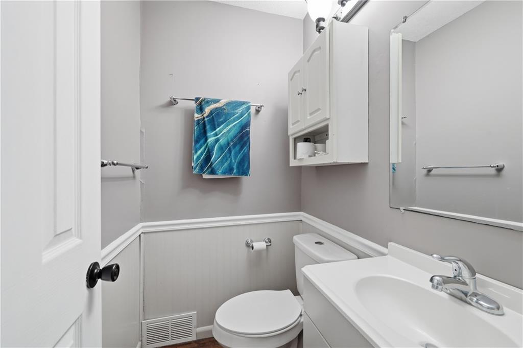 209 North Gilbert Street Independence, MO 64056 - Photo 15 of 22