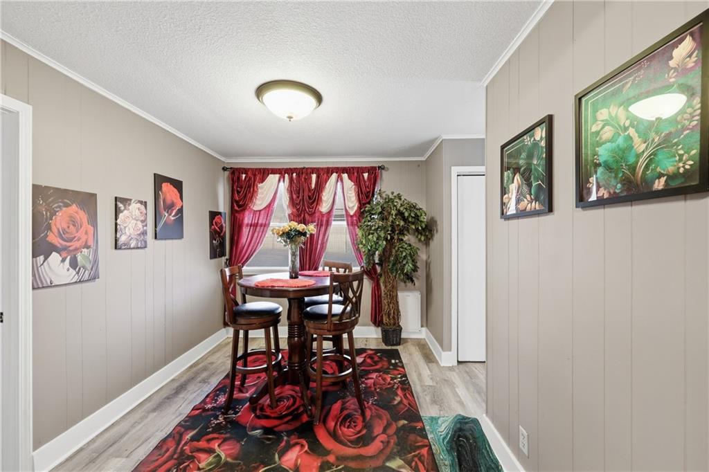 209 North Gilbert Street Independence, MO 64056 - Photo 6 of 22