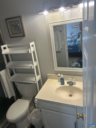 $2,650 | 136 Goldenrod Court, Charlottesville, VA 22902