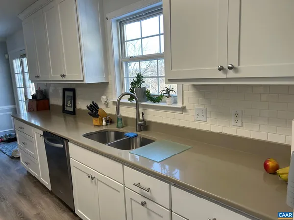 $2,650 | 136 Goldenrod Court, Charlottesville, VA 22902