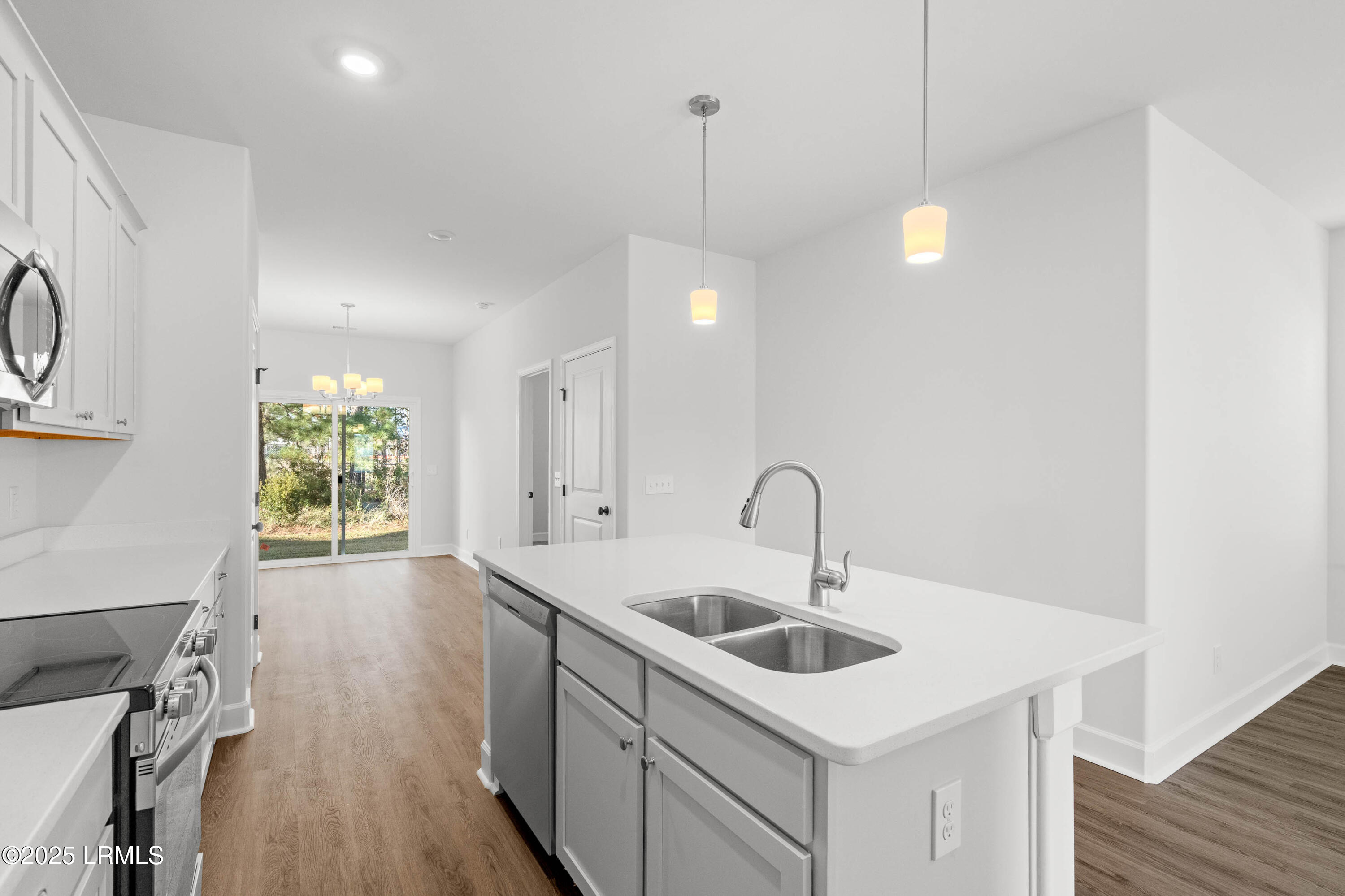 91 Silver Street, Unit 103 Ridgeland, SC 29936 - Photo 13 of 42 Foxchase 18-8