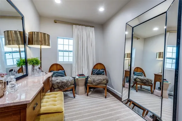 $7,500 | 2927 Lovers Lane, University Park, TX 75225