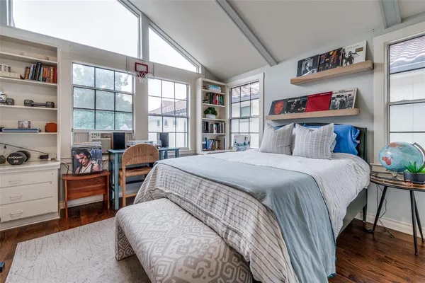 $7,500 | 2927 Lovers Lane, University Park, TX 75225