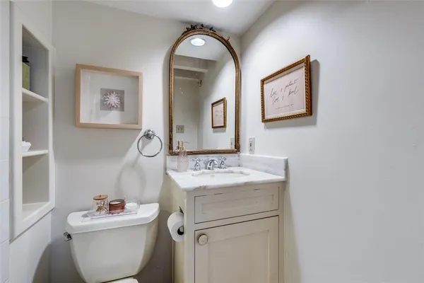 $7,500 | 2927 Lovers Lane, University Park, TX 75225