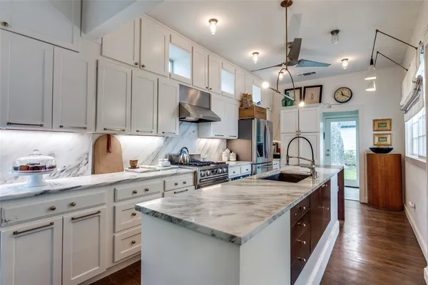 $7,500 | 2927 Lovers Lane, University Park, TX 75225