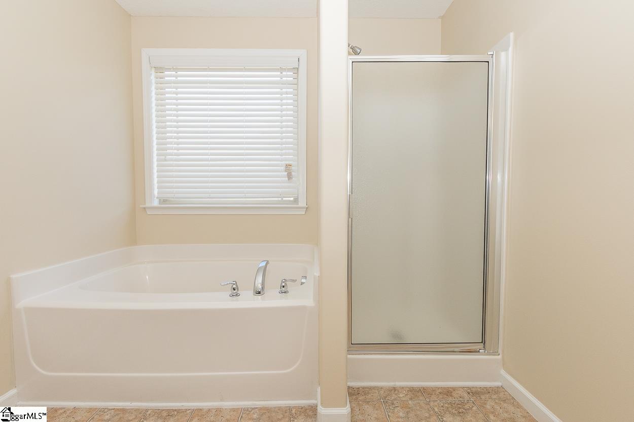 114 Duraleigh Road Anderson, SC 29621 - Photo 19 of 36