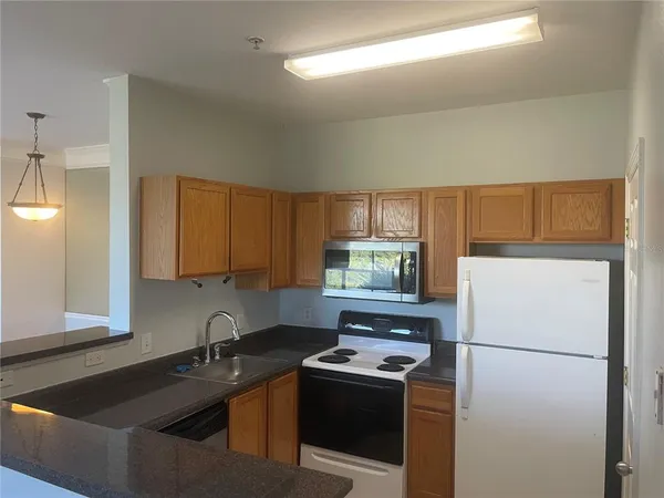 $1,325 | 4802 51st Street West, Unit 1323, Bradenton, FL 34210