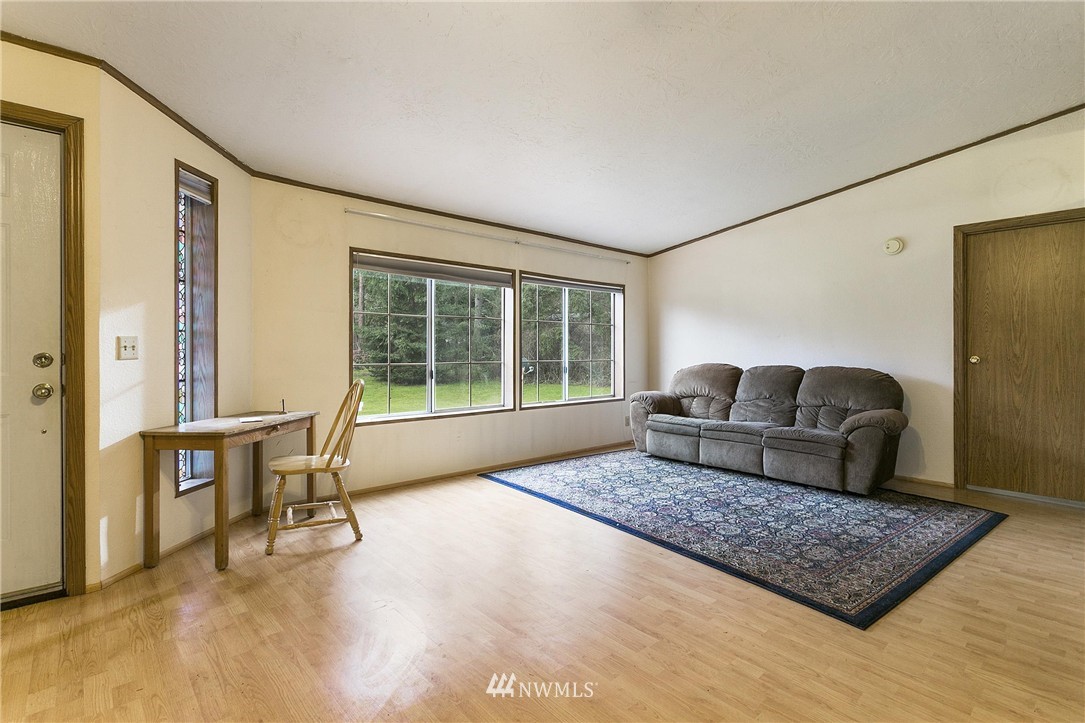 57 Hunt Road Port Hadlock, WA 98339 - Photo 4 of 17 Gallery Image 4