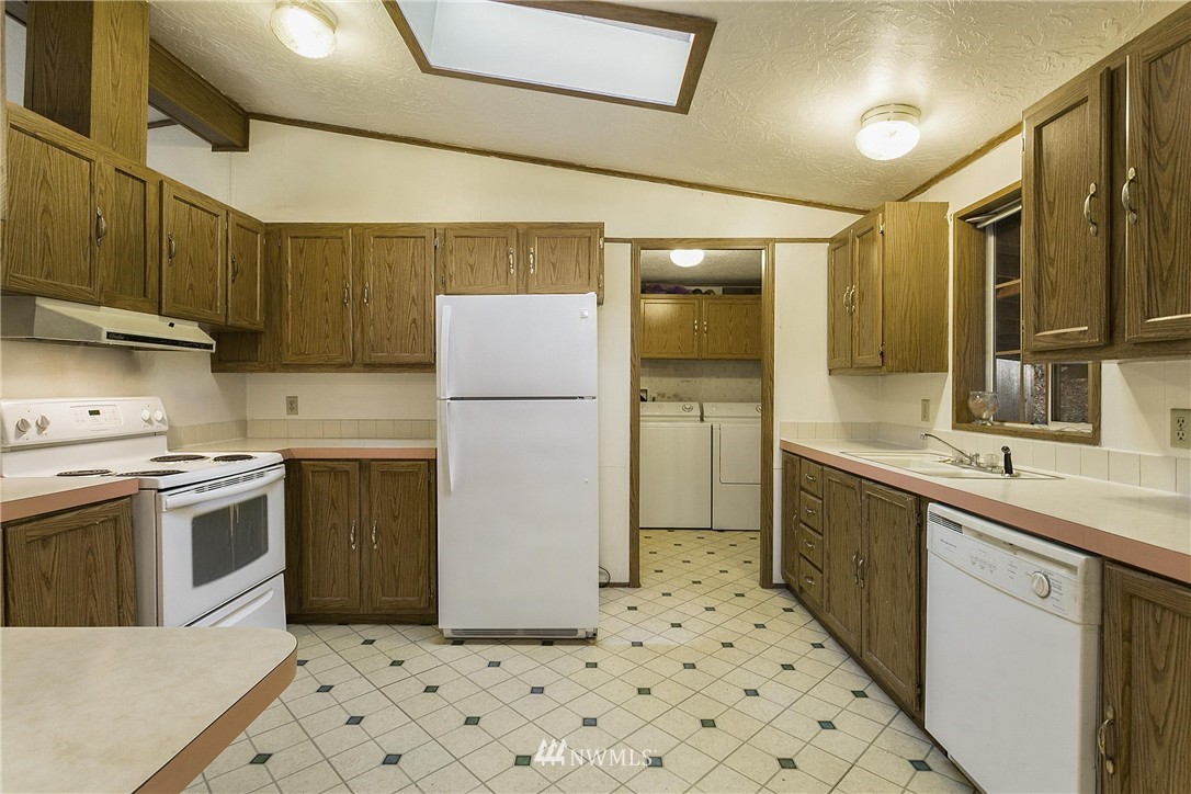 57 Hunt Road Port Hadlock, WA 98339 - Photo 7 of 17 Gallery Image 7