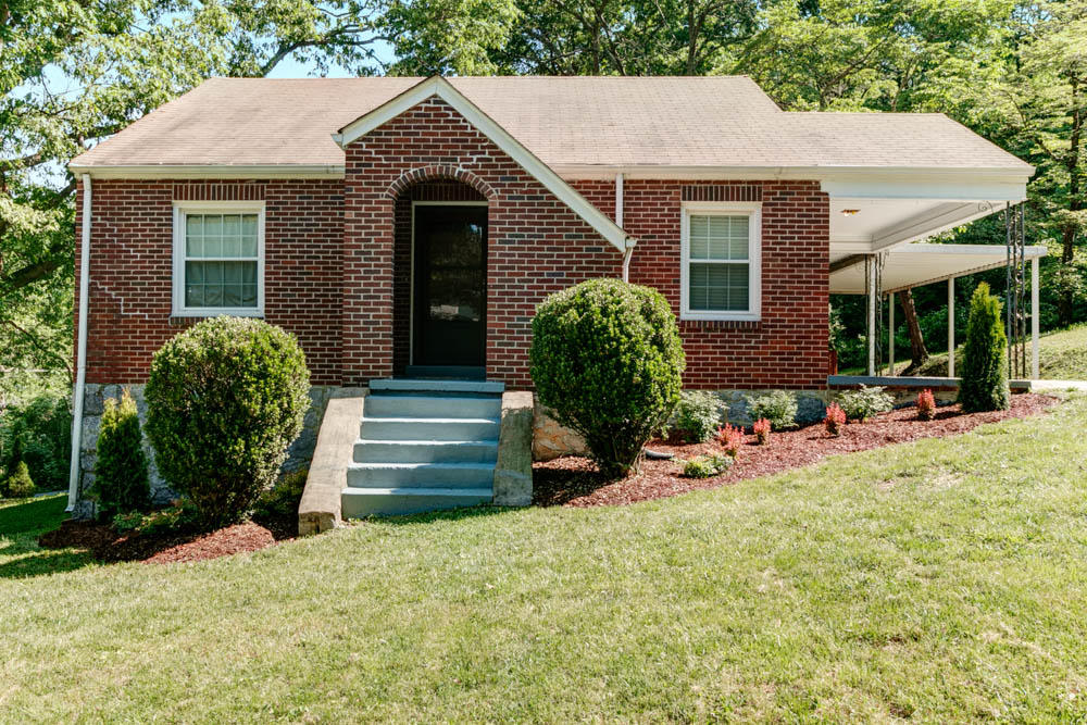 401 Ridgeway Drive Chattanooga, TN 37415 - Photo 1 of 18 IMG_7850_HDR-Edit