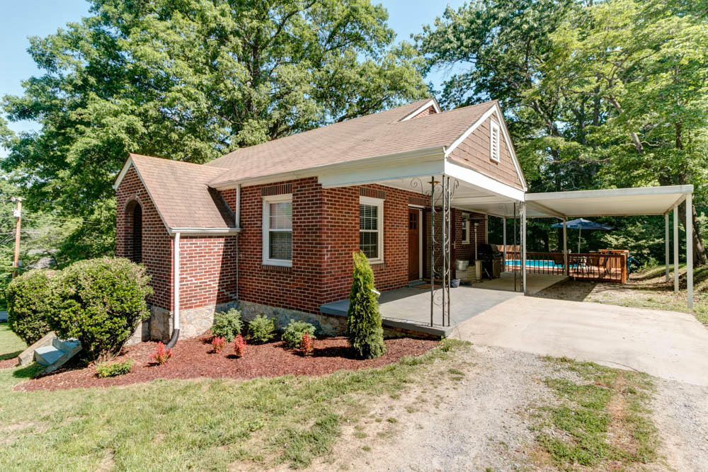 401 Ridgeway Drive Chattanooga, TN 37415 - Photo 3 of 18 IMG_7862_HDR