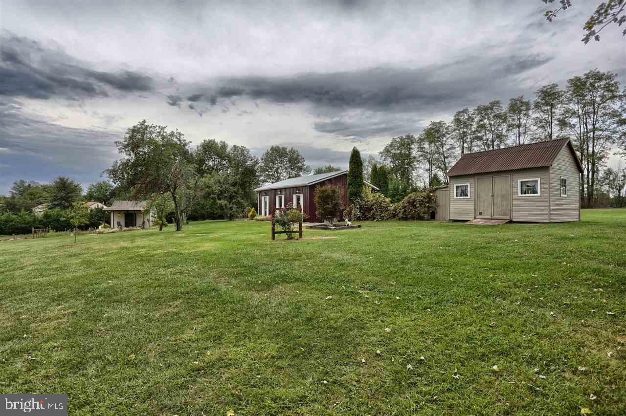 243 Grandview Road Hummelstown, PA 17036 - Photo 8 of 25 Gallery Image 8