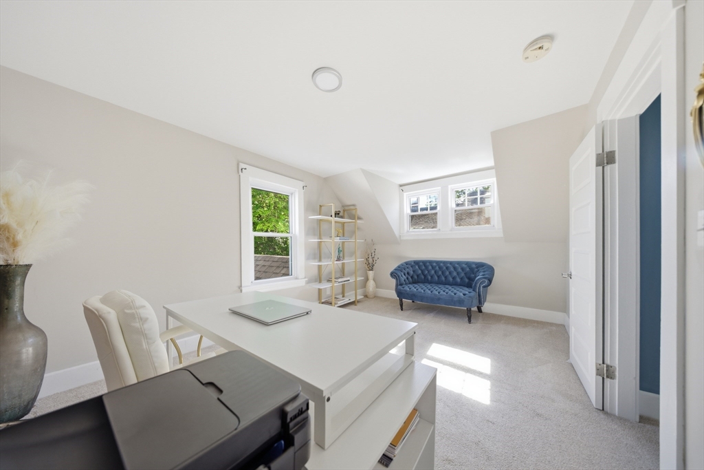 131 Pearl Street Gardner, MA 01440 - Photo 22 of 41
