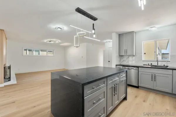 $1,250,888 | 8868 Gowdy Avenue, San Diego, CA 92123