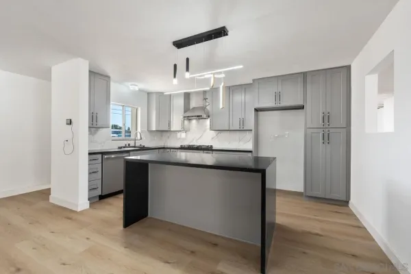 $1,250,888 | 8868 Gowdy Avenue, San Diego, CA 92123