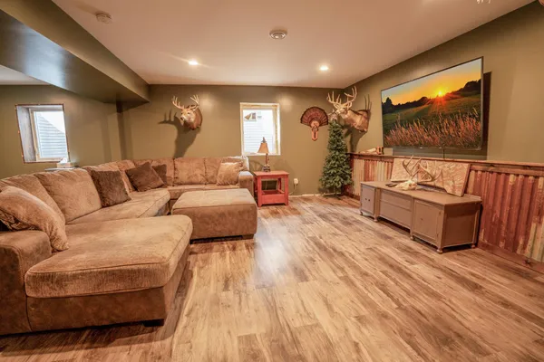 $609,000 | 24416 95th Street Northwest, Sunburg, MN 56289