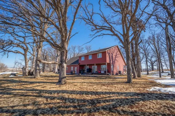 $609,000 | 24416 95th Street Northwest, Sunburg, MN 56289