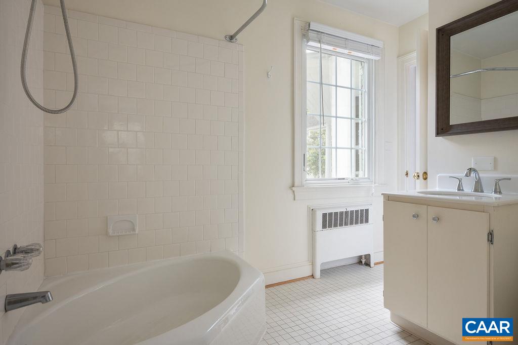 41 Canterbury Road Charlottesville, VA 22903 - Photo 36 of 73 Gallery Image 36