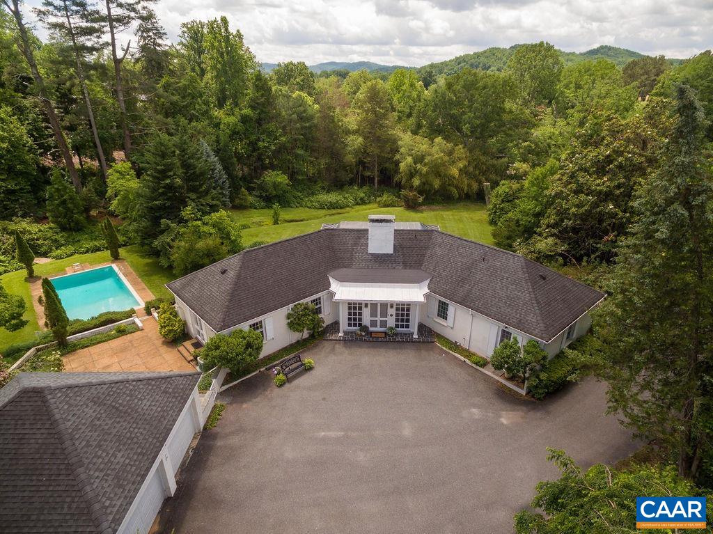 41 Canterbury Road Charlottesville, VA 22903 - Photo 5 of 73 Gallery Image 5