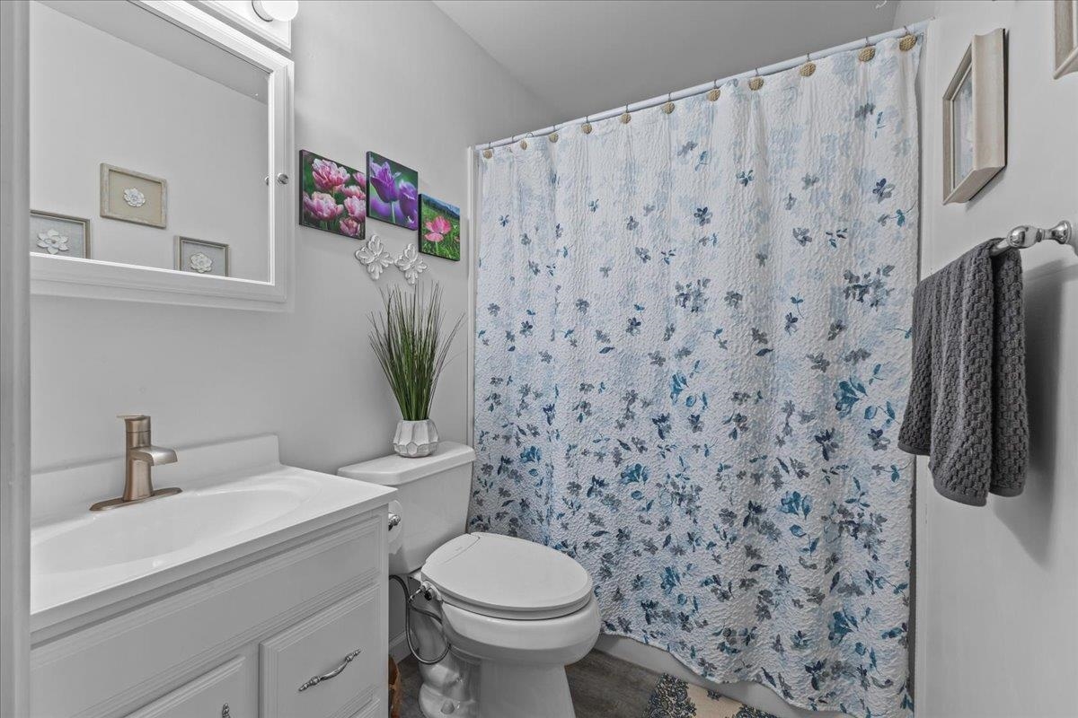 104 Chelsea Place Williston, VT 05495 - Photo 18 of 40