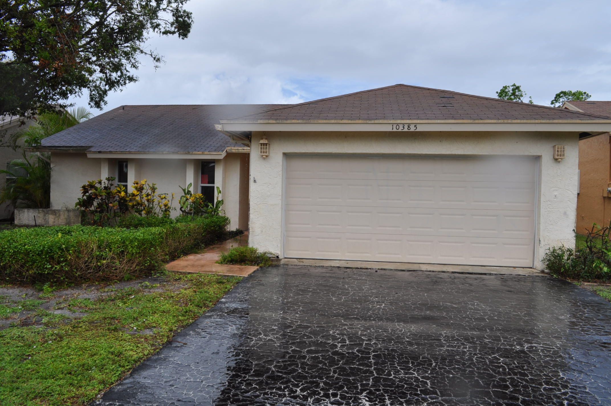 10385 Greenbriar Court Boca Raton, FL 33498 - Photo 1 of 15 Front