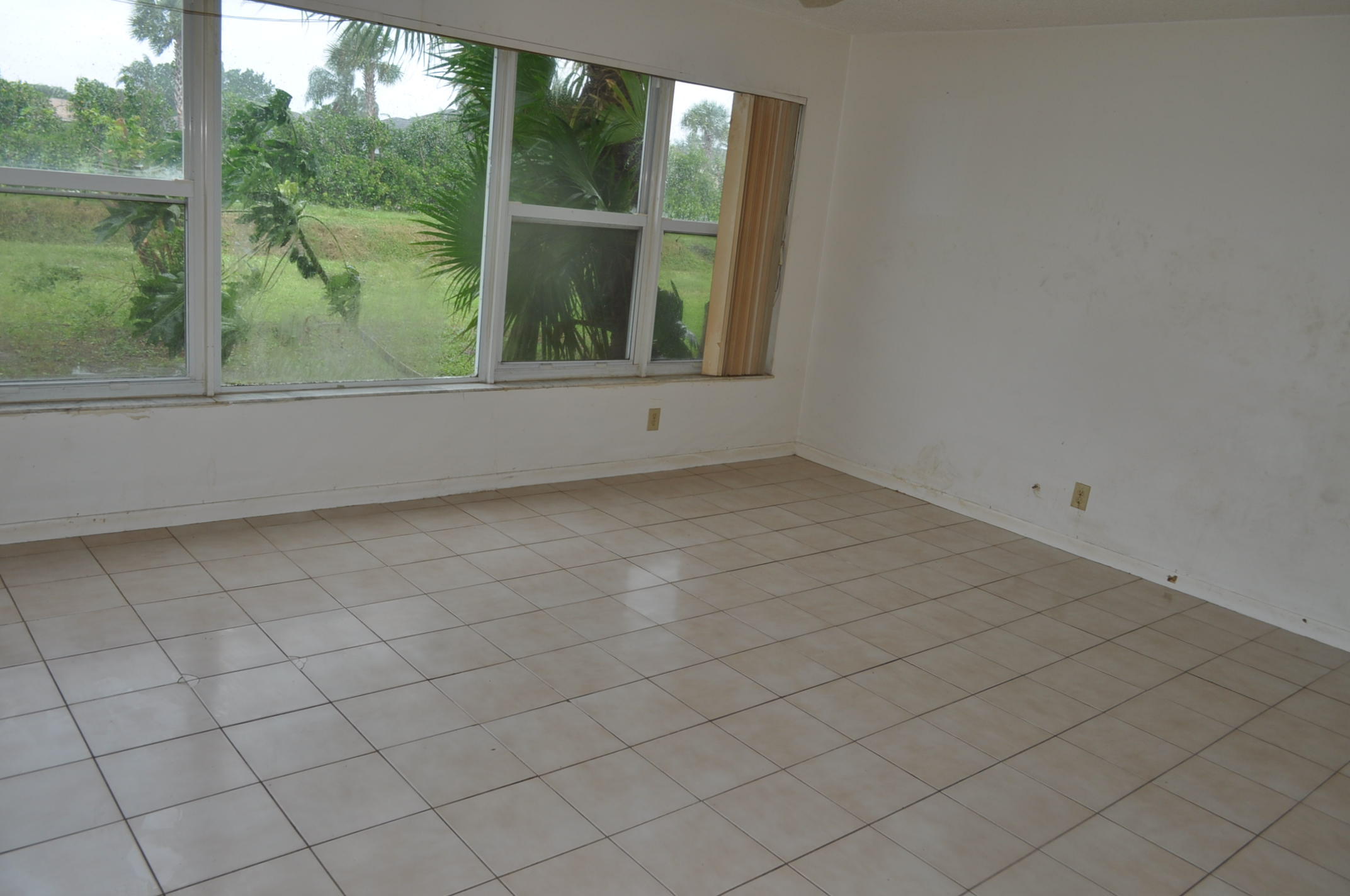 10385 Greenbriar Court Boca Raton, FL 33498 - Photo 11 of 15 Family Room