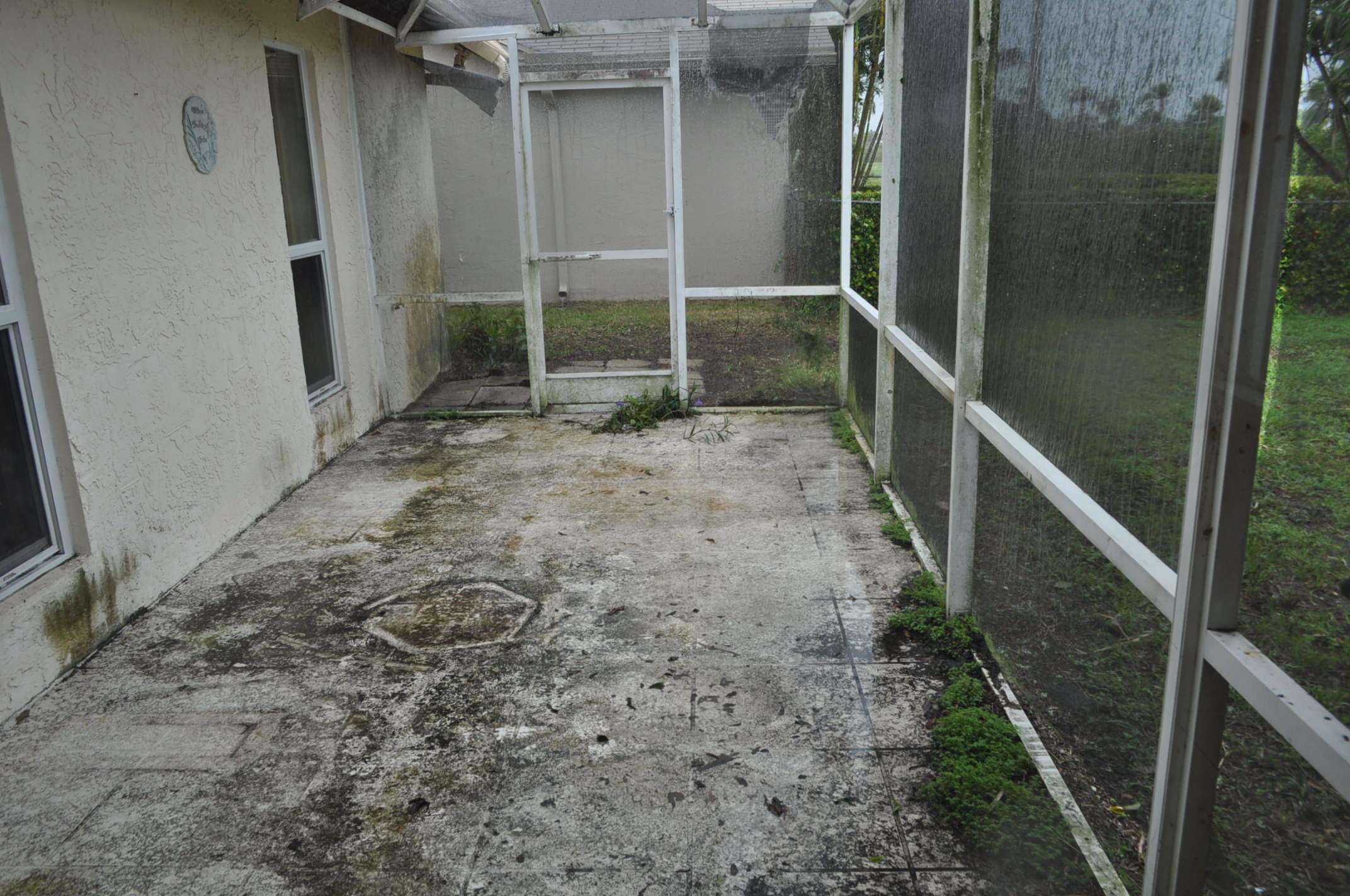 10385 Greenbriar Court Boca Raton, FL 33498 - Photo 5 of 15 Screened Patio