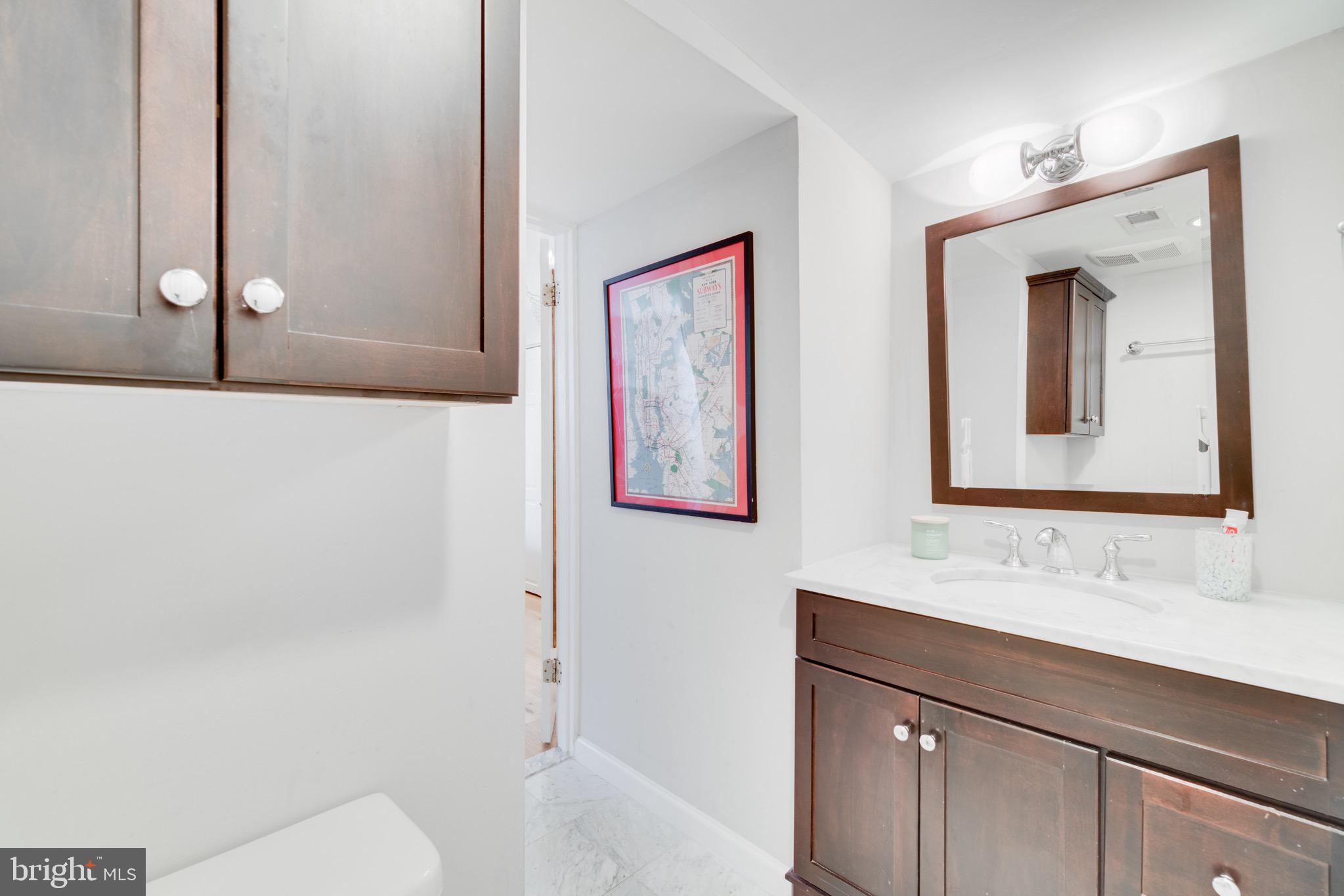 1844 California Street Northwest Washington, DC 20009 - Photo 17 of 39